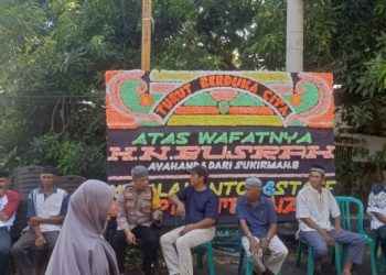 BHABINKAMTIBMAS KEL. LUMPUE MELAYAT TOKOH MASYARAKAT YANG MENINGGAL DUNIA