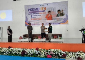 Kesadaran Hukum Mahasiswa ITH dalam kegiatan PKKMB bersama Polres Parepare