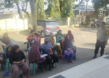 841 KK di Lapadde Terima Beras 10 Kg, Kapolsek Ujung: Polri Harus Pastikan Bantuan Tepat Sasaran
