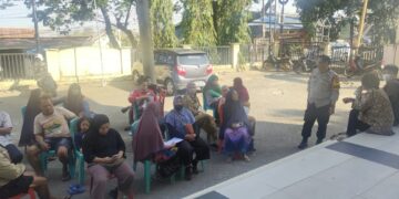 841 KK di Lapadde Terima Beras 10 Kg, Kapolsek Ujung: Polri Harus Pastikan Bantuan Tepat Sasaran