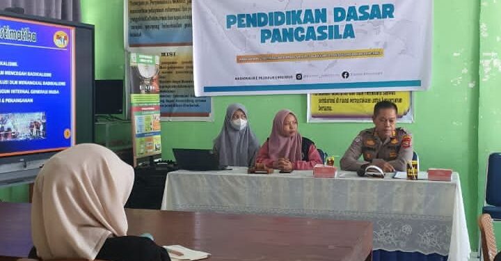AKP Anwar Ingatkan Siswa SMA 2 Parepare: Kritis Sebelum Percaya Informasi