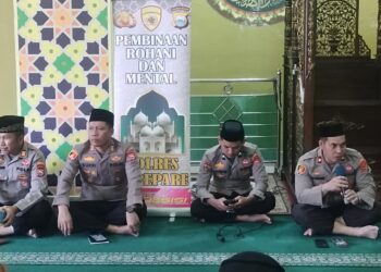 Polres Parepare Perkuat Integritas Personel lewat Binrohtal, Wakapolres Tekankan Sikap Humanis
