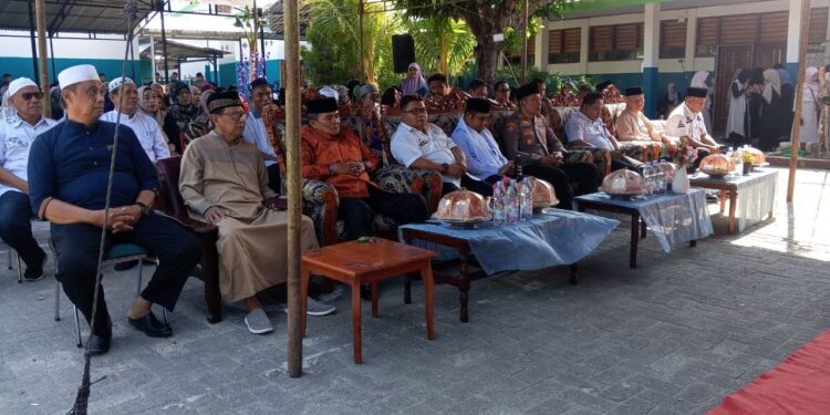 Kapolsek Ujung Soroti Pentingnya Akhlak di Tengah Tantangan Generasi Muda Pada Maulid SMA Negeri 4 Parepare