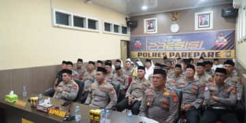 Perkuat Nasionalisme dan Spiritual, Jajaran Polres Parepare Ikuti Ngaji Kebangsaan Virtual Bersama Kapolri