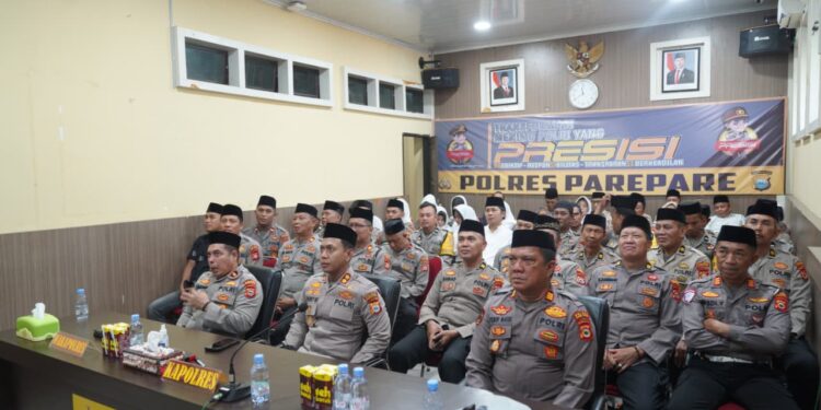 Perkuat Nasionalisme dan Spiritual, Jajaran Polres Parepare Ikuti Ngaji Kebangsaan Virtual Bersama Kapolri