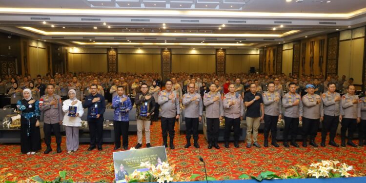 Kapolda Sulsel Buka Pembekalan PNPP Jelang Purna Tugas, Tekankan Kesiapan Hadapi Masa Pensiun