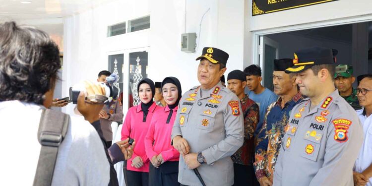 Kapolda Sulsel Resmikan Sumur Bor Air Bersih, Bantu Masyarakat Romang Tangangayya Atasi Keterbatasan Air