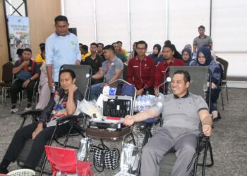 Sambut HUT ke-28, Bank Mandiri Parepare Gelar Donor Darah, Waka Polres Ikut Berdonor