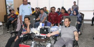 Sambut HUT ke-28, Bank Mandiri Parepare Gelar Donor Darah, Waka Polres Ikut Berdonor