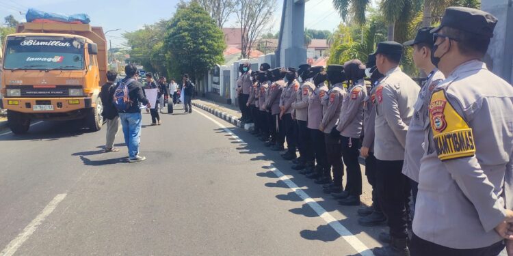 Polres Parepare Amankan Aksi Mahasiswa, Tuntutan Ritel Modern Jadi Sorotan