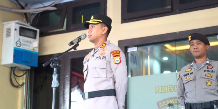 Bhabinkamtibmas Jadi Ujung Tombak, Kapolres Parepare Tekankan “Polisi Bersama Masyarakat”
