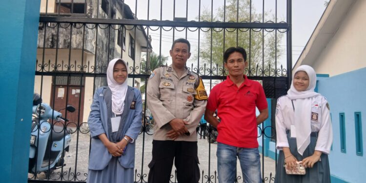 Bukan Sekadar Kunjungan, Bhabinkamtibmas Hadir di SMAN 4 Parepare saat LDKS